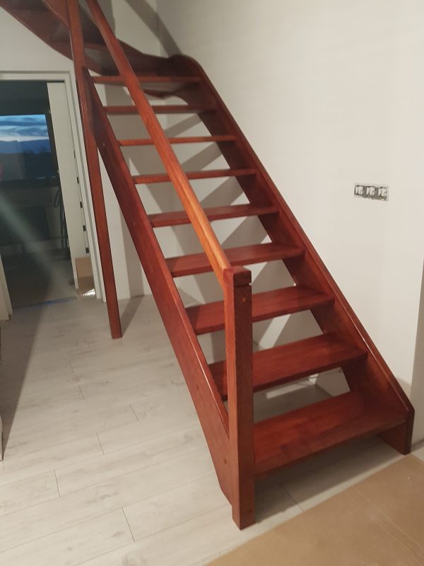 HOLZTREPPEN