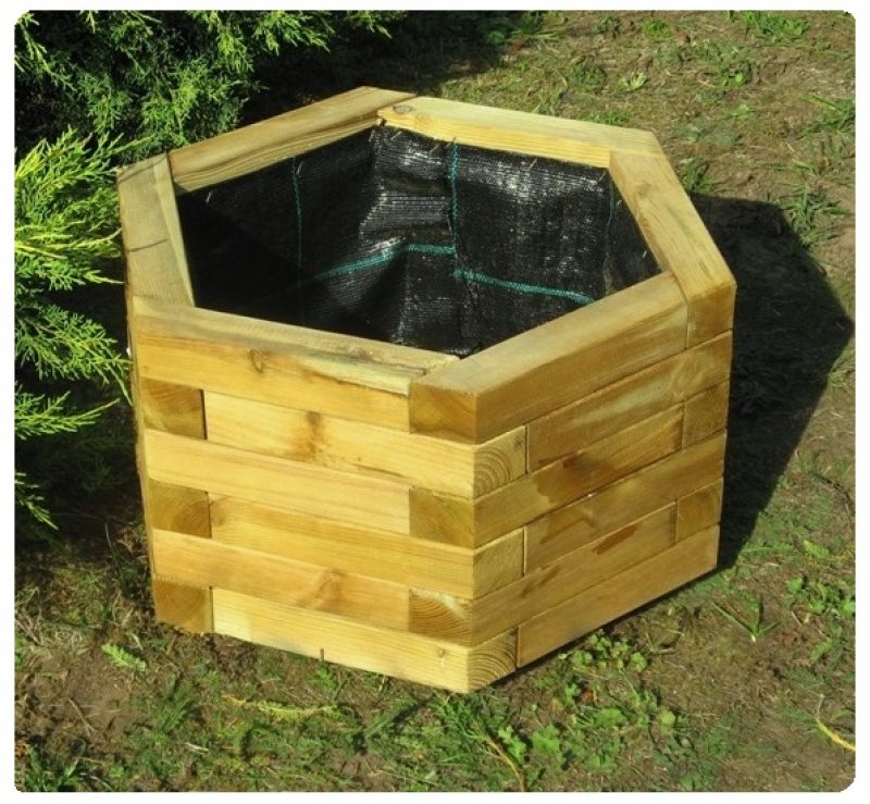 GARTENKÜBEL AUS HOLZ 
