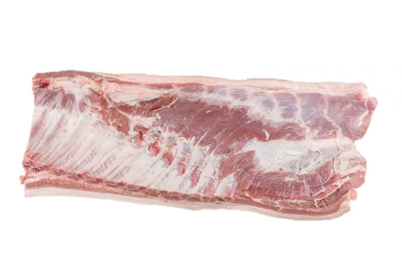 SCHWEINEFLEISCH - BAUCHFLEISCH MIT KNOCHEN 