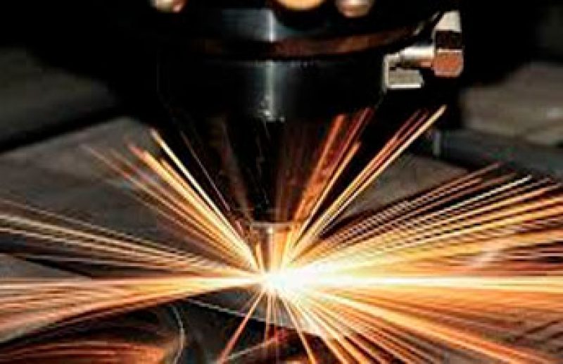 LASER-SCHNEIDEN VON METALLEN LASERSCHNEIDEN