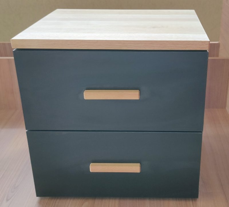 MÖBEL AUS LAMINATPLATTEN