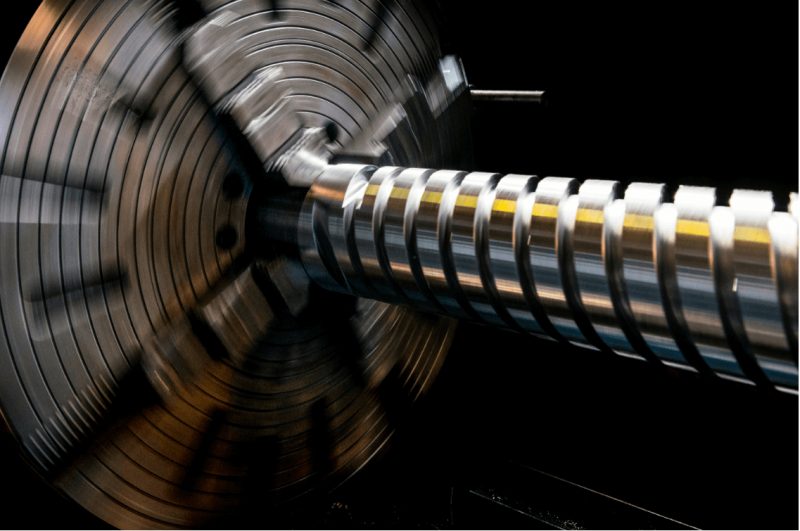 ZERSPANUNG AUF CNC-DREHMASCHINEN 